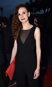 Emanuela fanelli e i suoi gesti. Emanuela Fanelli Dago Fotogallery