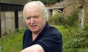 Pinnacle football trading card tony martin chargers. Farmer Tony Martin Lock Me Up Or I Ll Kill Another Burglar Uk News Express Co Uk