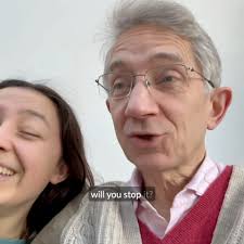 Choral Chihuahua with Olive Simpson