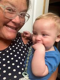 Tips for starting baby-led weaning with a 6-month-old