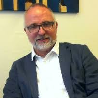 Linda Gasparini's Instagram, Twitter & Facebook