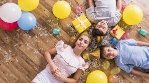 Ucapan ulang tahun bahasa inggris untuk saudara perempuan from www.captionkeren.net. 140 Ucapan Selamat Ulang Tahun Untuk Kakak Perempuan Dalam Bahasa Inggris Dan Artinya Contohtext