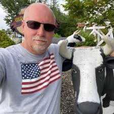 Kenneth Botts (@KBotts)