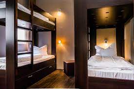 Bett und bike in berlin. Mehrbettzimmer Smart Stay Hotels