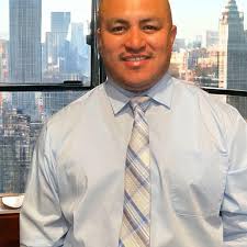 Do all food handlers and owners need a manager certificate in Arizona?