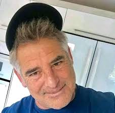 The movie A Man Called Otto filmed many scenes in my hometown of Ambridge,  PA. Here is the driving lesson scene while they are driving to Stangl's  Bakery