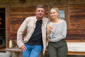 Der Bergdoktor / mit Hilde Dalik & Wolfram Berger / Die neue Staffel /  JETZT im ZDF und ORF - Agentur Kelterborn
