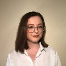 Hannah Tully's Instagram, Twitter & Facebook