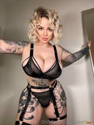 this is how all good stories start : rPunkGirls