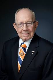 2022 Distinguished Alumni