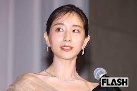 最終的には女優になる星」田中みな実、バラエティ捨てて「役者道」邁進で…広末涼子に代わる事務所の屋台骨に | Smart  FLASHスマフラ[光文社週刊誌]