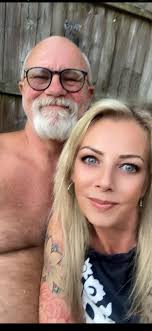 Hello all, born Rhodesia, moved to SA in the 80's was in the transvaal then  Natal, been in the UK since 200, now living in Coventry