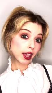 Siendad There A Ghost Behijd Ub