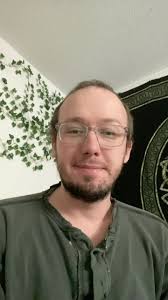 “Am I here now?” Is a great question to ask yourself regularly throughout  the day as a way of continuing to practice living in the present moment. ,  #presence #beherenow #presentmoment