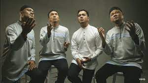 Alif started his singing career after winning third place in 8tv's reality singing competition, one in a million (oiam), in its inaugural season in 2006. Alif Satar Raihan Sesungguhnya 2019 Pena Hijau Hijaukan Bumi Allah Alkhudhri Com