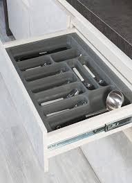 Dolap ve çekmece içlerini düzene sokan çatal kaşık ve tabaklık çeşitlerine evan.com.tr'den satın alabilirsiniz. Plastik Kasiklik Star Aksesuar Star Aksesuar