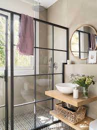 Los colores para un baño pequeño deben ser claros y neutros, de esta se potencia la sensación de amplitud. Banos Pequenos Mas De 100 Ideas Para Decorarlos