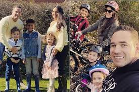 This morning viewers were seriously impressed by katie price's kids, junior and princess, as they appeared with their mum on the chat show earlier today (3 august). Kieran Hayler Cuddles Katie Price S Kids Jett And Bunny As They Self Isolate With His Fiancee Irish Mirror Online