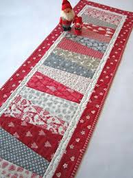 Tischlaufer Weihnachten Tischlaufer Handgemachte Laufer Gesteppte Laufer Tischwasche Ska Christmas Table Runner Handmade Table Runner Handmade Runner