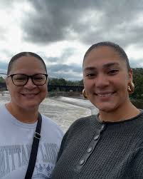 happy mother's day to the to the best mama 🤍✨