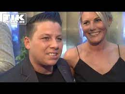 Check spelling or type a new query. Kerstin Ott Die Immer Lacht Zeigt Ehefrau Karolina Youtube