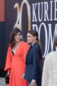 Nora tschirner was born on june 12, 1981 in east berlin, east germany as nora marie tschirner. File Nora Tschirner Carolin Kebekus Romy 2019 A Jpg Wikimedia Commons