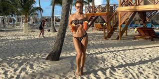 Юлия пятова, супруга андрея пятова. Zhena Andreya Pyatova Yuliya Pokazala V Instagram Foto S Otdyha Telegraf
