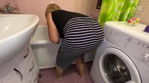 Step mom household chores do not interfere with anal sex in her tight ass -  XNXX.COM