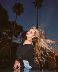 395 7 Mil Me Gusta 4 507 Comentarios Addison Rae Addisoneasterling En Instagram What S Your Favorite Song Right Now Addison Aesthetic Girl Rae