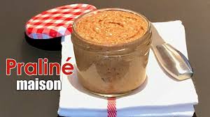 Pa Te De Pralina C Maison Recette De Pralina C Facile Rapide Et Inratable Youtube Recette Praline Praline Maison Pate De Praline