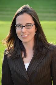 March Hair: A Calendar Girls Romantic Comedy eBook : Erickson, Stephanie:  Amazon.ca: Kindle Store