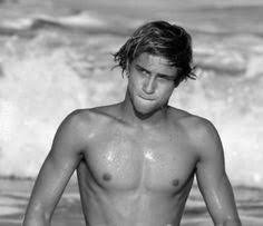 Polished and confident, wilson's style was already evident when young guns 3 was burned to dvd back in 2007. 25 Julian Wilson Ideas Julian Wilson Surfer Julian