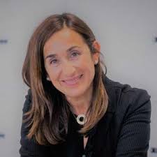 Facultat de turisme > Sra. Anna Vilanova. Àrea difusió i Turisme. Catedral  de Barcelona