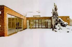 House then used as a garage. Landhaus Lemke Mies Van Der Rohe Haus Berlin