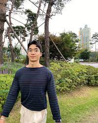 handsome korean guy guy with glasses korean guy photos best photo guys korean guy photos man photo korean men cute korean