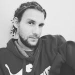 Robert Kreitz's Instagram, Twitter & Facebook