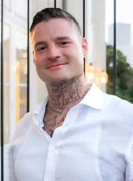 Robert Mcgaugh's Instagram, Twitter & Facebook