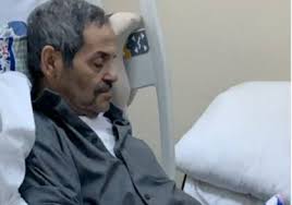 الفنان الكويتي صادق الدبيس يبكي جمهوره بسبب السرطان وابنه يطلب الدعاء له. Qtmimpx Sb9gwm