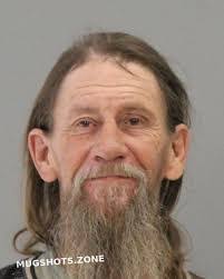 Alan Worrall's Instagram, Twitter & Facebook