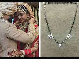 Sonam Kapoor Wedding Ring Price Sonam Kapoor Mangalsutra Design And Price Sonam Kapoor Ring Cost Filmibeat Sonam kapoor and anand ahuja tied the knot in a sikh ceremony in mumbai.