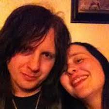 Debora Winn's Instagram, Twitter & Facebook