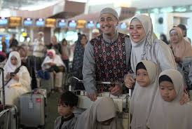 Recent activity and contributions by irfan hakim. Irfan Hakim Umrah Di Akhir Tahun Republika Online