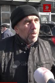 Sportistja Turke kalon Kanalin Anglez duke notuar Video