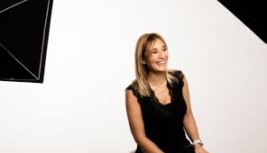 Asculta stream audio antena 3 live și înregistrările tuturor emisiunilor sunt disponibile în. Ultima Vuelta Con Rocio Martinez