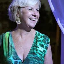 Happy Birthday to the best mom in the entire world! I love you more than  anything. Debbi Winthrop . . #happybirthday #mom #firstlady #newportri  #newportbuzz #deborahwinthrop #instagood #love #instadaily #instalike  #newengland #rhodeisland