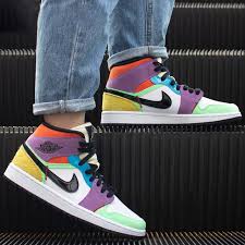 Pin On Air Jordan 1 Mid Se Multicolor