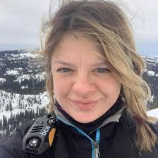 Mr. Jim Hightower's Memorial Website