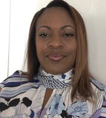 A Woman's Journey: Embracing Change to Pursue Purpose (Volume): Bradley,  Ursula M., Gardner, Diane, Griffin, Dr. Terra, Driver, Kelly, Fuller, Dr. Maxine,  Aaron, Dr. Shanita Brown, Burrows, Aisha, Clark, Amanda Faye, Duke,