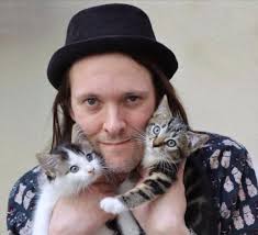 Street Cat Named Bob author reveals heartbreak over death of 'psychic' pet  who saved him from addiction & homelessness