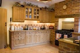 Country Kitchen Design Pictures And Decorating Ideas Italian Kitchen Design Small Rustic Kitchens Kitchen Design Rustic Country